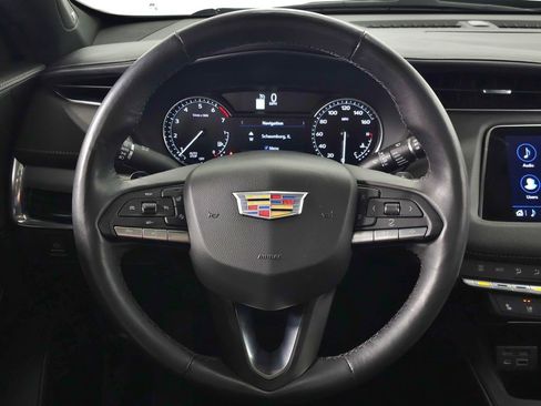Used 2023 Cadillac XT4 Premium Luxury AWD/4WD image 22