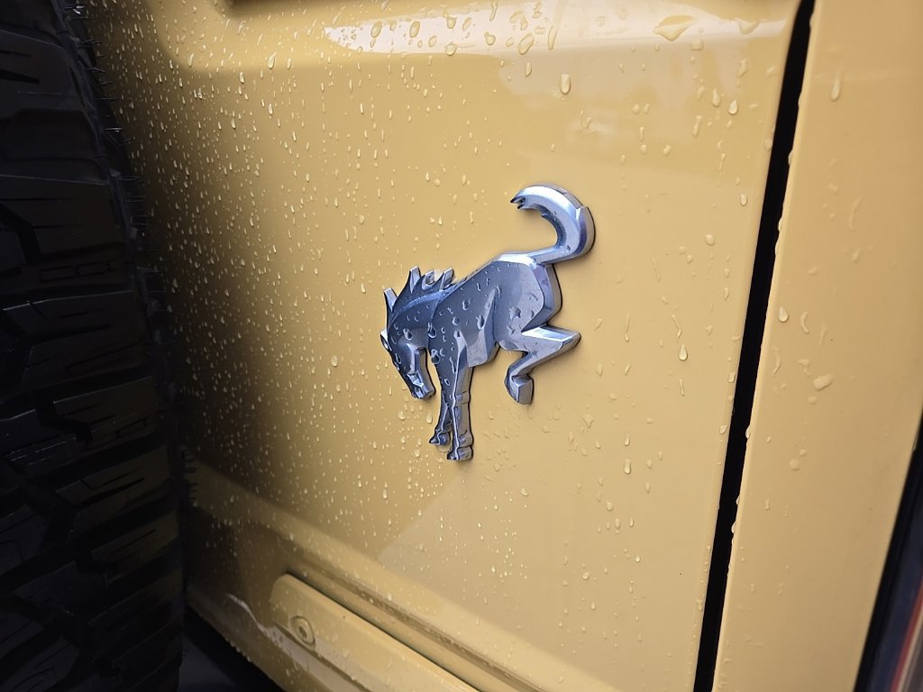 Used 2023 Ford Bronco Heritage Edition AWD/4WD image 22