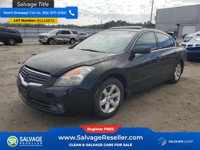 Used 2009 Nissan Altima 2.5 SL w/ Technology Pkg