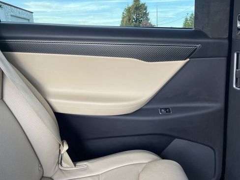 Used 2016 Tesla Model X Performance image 39