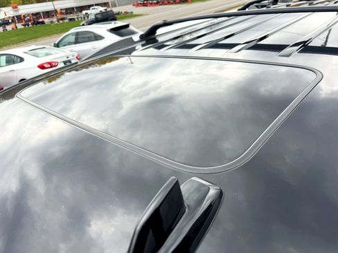 Used 2017 GMC Yukon Denali w/ Open Road Package image 32