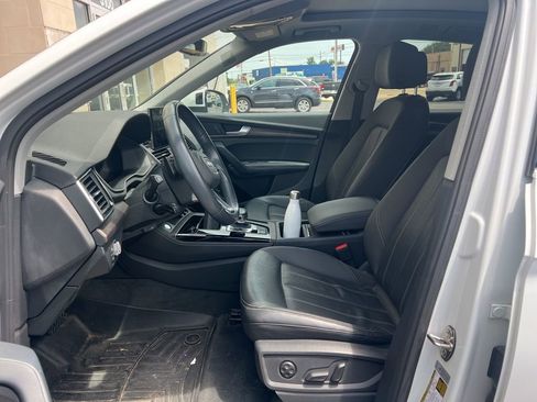 Used 2021 Audi Q5 2.0T Premium Plus w/ Premium Plus Package AWD/4WD image 4