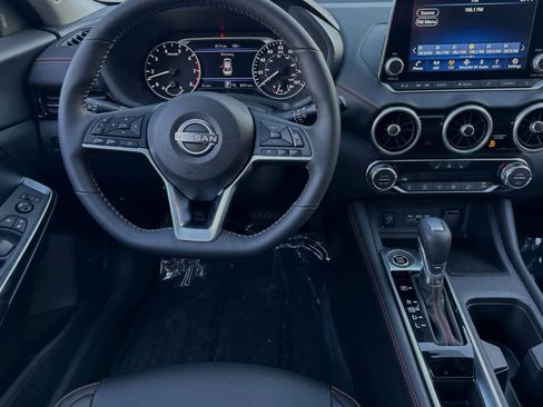New 2025 Nissan Sentra SR w/ SR Premium Package image 15