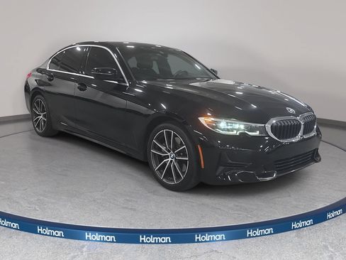 Used 2022 BMW 330i Sedan w/ Driving Assistance Package RWD image 4