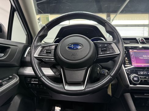 Used 2019 Subaru Outback 2.5i Premium image 14