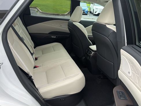 Certified 2024 Lexus RX 350 FWD w/ Convenience Package image 13