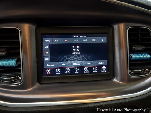 Used 2020 Dodge Charger SXT w/ Leather Interior Group image 21