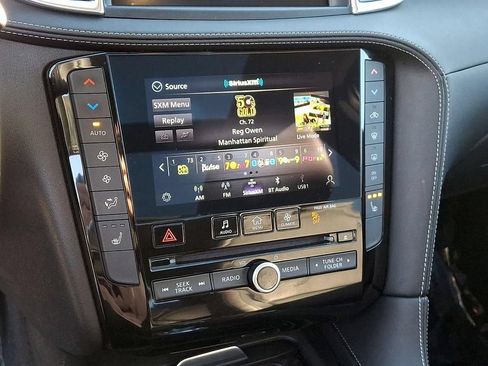 Used 2022 INFINITI QX50 Luxe AWD/4WD image 17