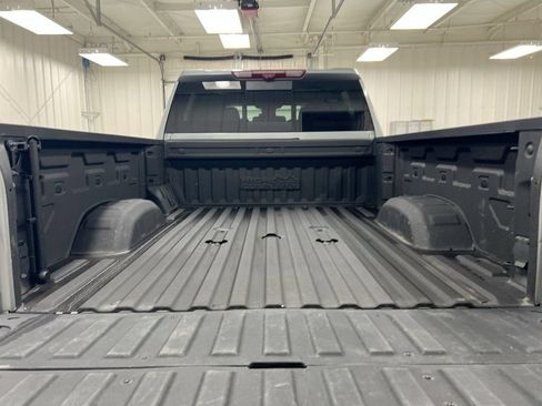 Used 2024 Chevrolet Silverado 2500 High Country w/ High Country Premium Package AWD/4WD image 25