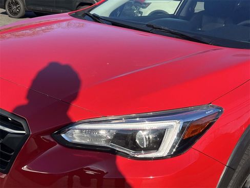 Used 2020 Subaru Crosstrek 2.0i Limited w/ Moonroof Package w/Navigation image 8