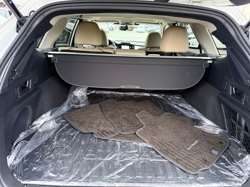 Certified 2025 Subaru Outback Limited image 21