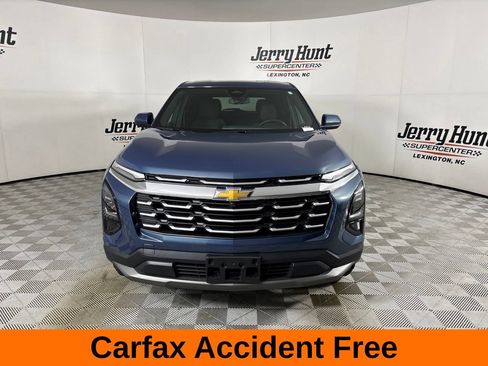 Used 2026 Chevrolet Equinox LT AWD/4WD image 3
