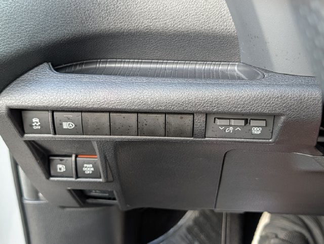 Certified 2025 Toyota Sienna XSE w/ XSE Premium Package AWD/4WD image 23