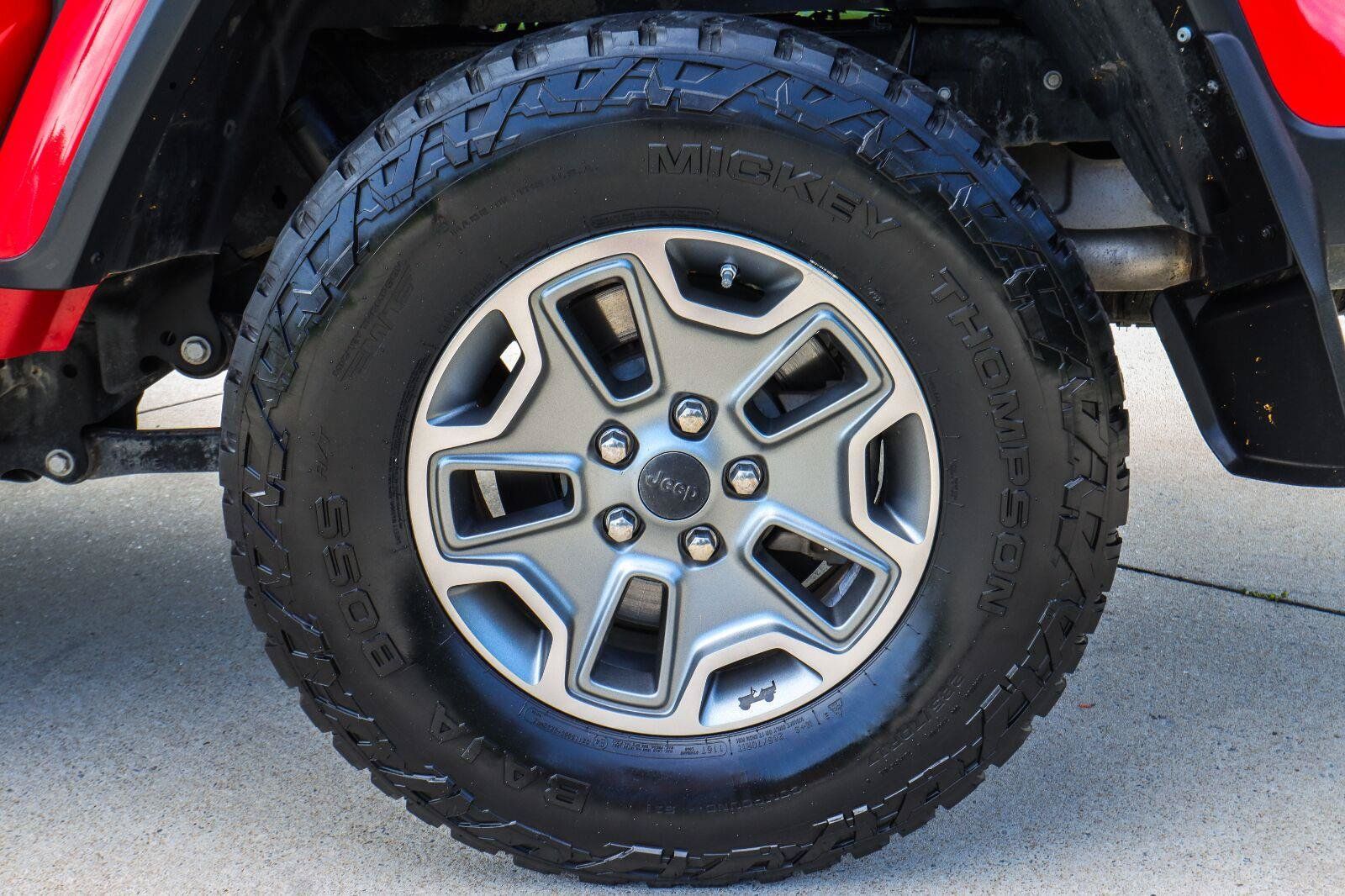 Used 2021 Jeep Gladiator Overland AWD/4WD image 22