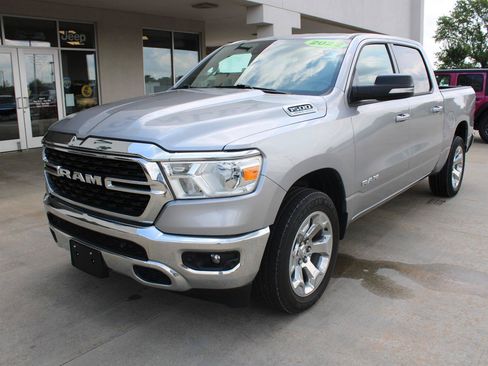 Used 2022 RAM 1500 Big Horn AWD/4WD image 2
