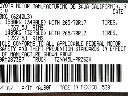 Certified 2024 Toyota Tacoma TRD Off-Road AWD/4WD image 22