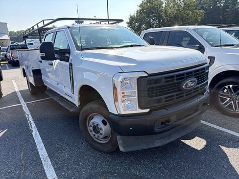 Used 2024 Ford F350 XL AWD/4WD image 19