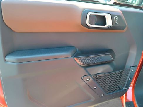 Used 2024 Ford Bronco Outer Banks AWD/4WD image 27