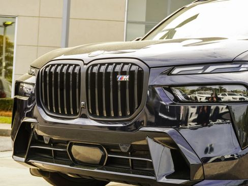 Used 2024 BMW X7 M60i w/ Executive Package AWD/4WD image 2