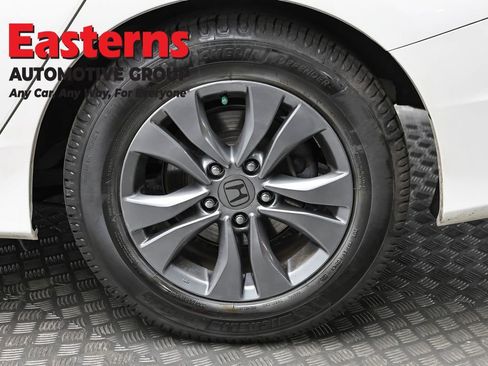 Used 2015 Honda Accord LX image 8