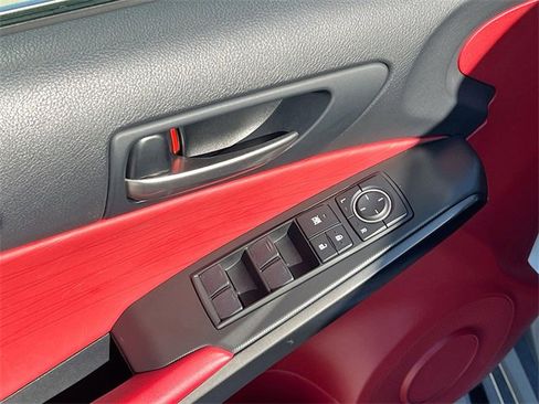 Used 2021 Lexus IS 350 F Sport image 11
