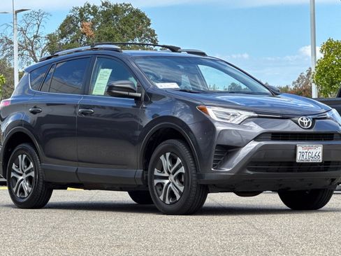 Used 2016 Toyota RAV4 LE FWD image 7