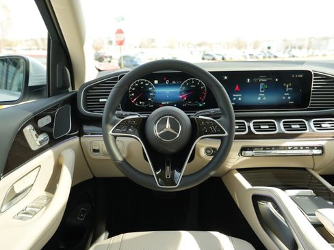 New 2026 Mercedes-Benz GLE 350 4MATIC image 19