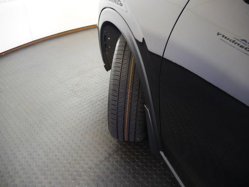 Certified 2023 Honda HR-V Sport image 17