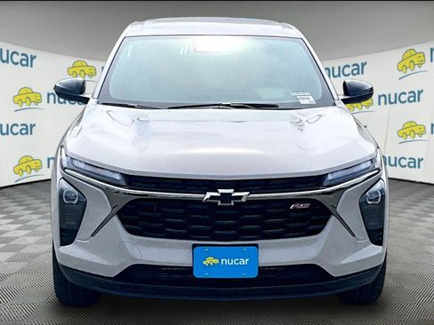 New 2026 Chevrolet Trax RS w/ Driver Confidence Package FWD image 3