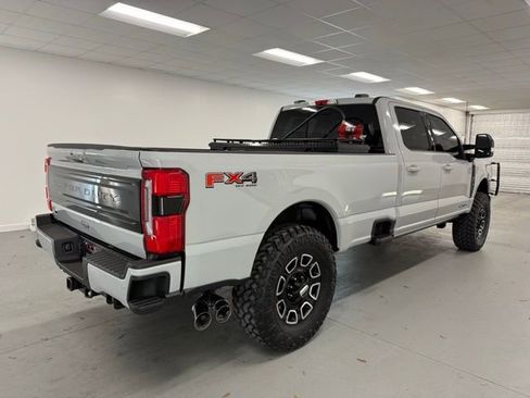 New 2026 Ford F250 Platinum w/ FX4 Off-Road Package image 6