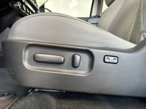 Used 2023 Toyota Tacoma SR5 AWD/4WD image 22