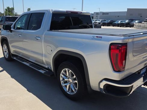 Used 2019 GMC Sierra 1500 SLT w/ SLT Premium Plus Package AWD/4WD image 3