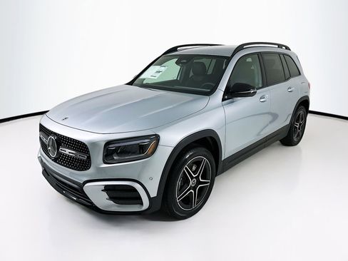 New 2026 Mercedes-Benz GLB 250 image 3