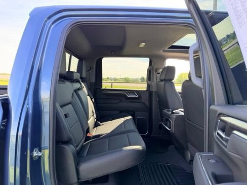 Certified 2025 Chevrolet Silverado 2500 LTZ w/ LTZ Premium Package AWD/4WD image 9