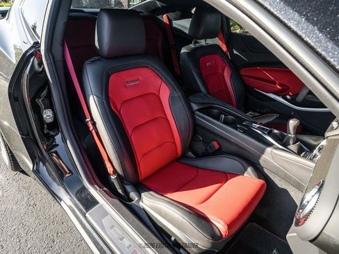 Used 2024 Chevrolet Camaro SS RWD image 33