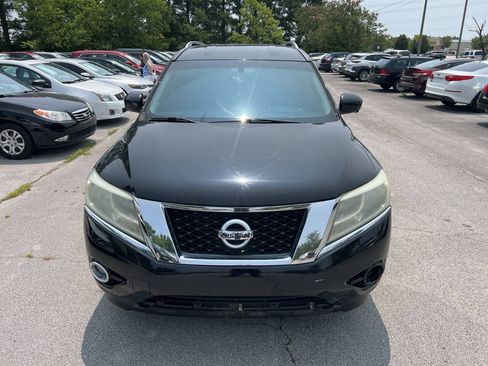Used 2014 Nissan Pathfinder Platinum AWD/4WD image 2