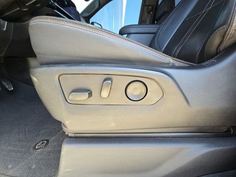 Used 2024 Chevrolet Silverado 2500 High Country w/ Technology Package image 22