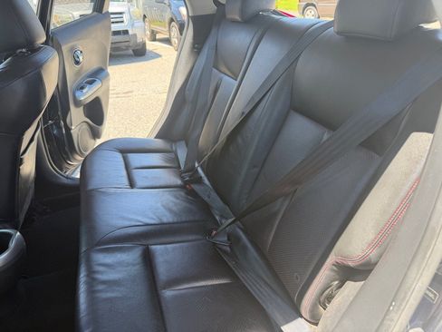 Used 2011 Nissan Juke SL AWD/4WD image 25