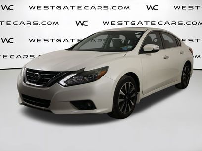 Used 2017 Nissan Altima 2.5 SL w/ Technology Package