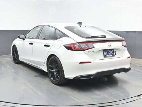 Used 2024 Honda Civic Sport image 7