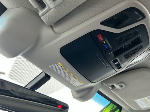 Used 2022 Subaru Outback Limited w/ Popular Package #2 image 30