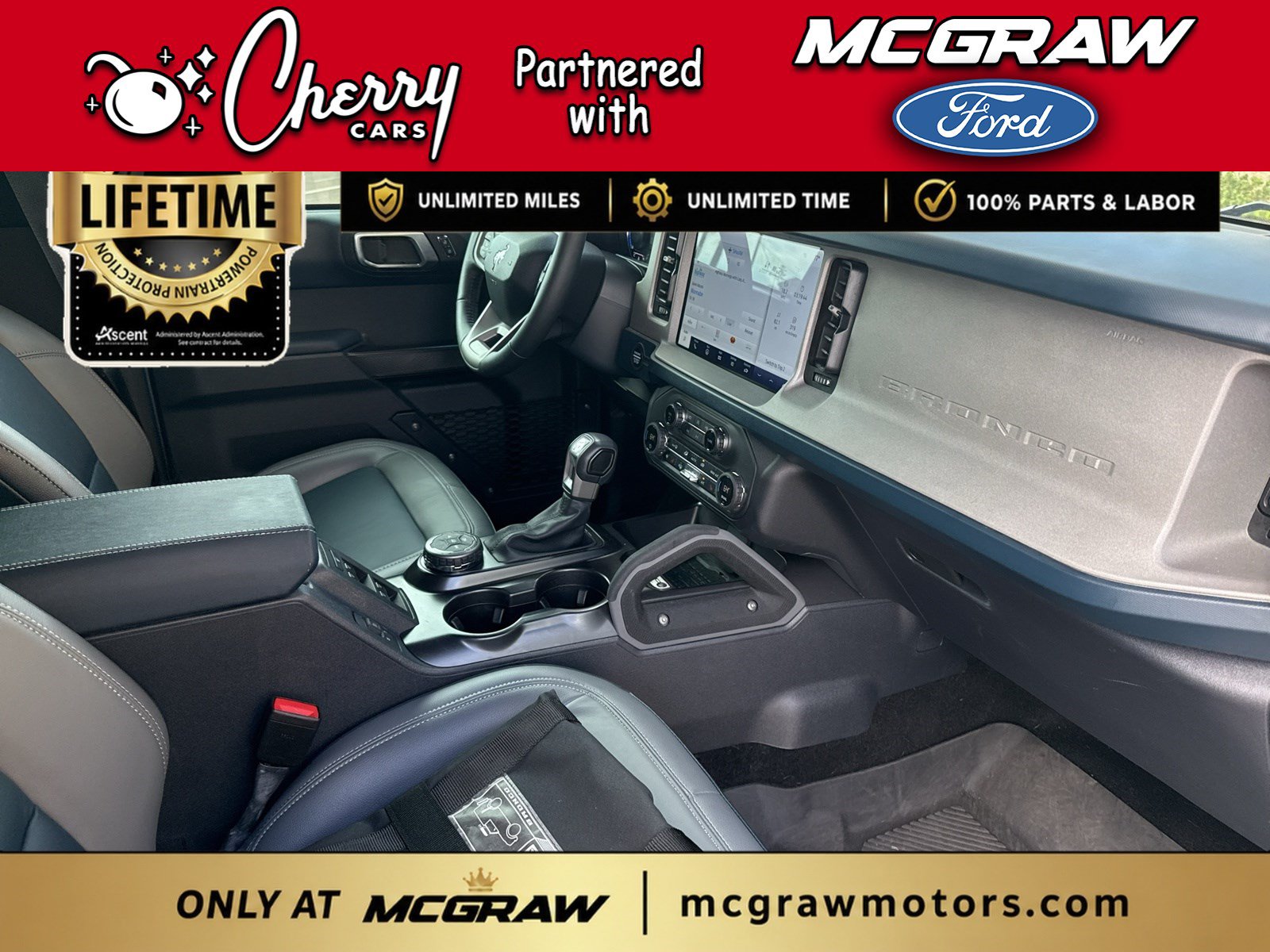 Used 2024 Ford Bronco Outer Banks AWD/4WD image 1