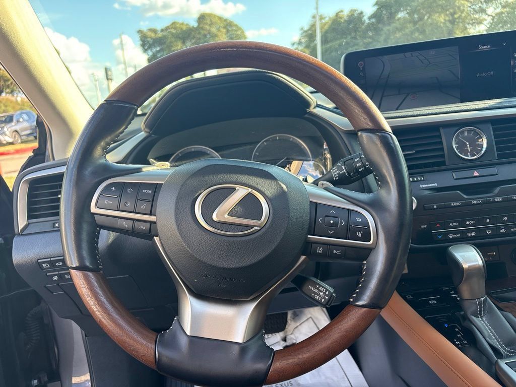 Used 2022 Lexus RX 350L FWD w/ Premium Package image 13