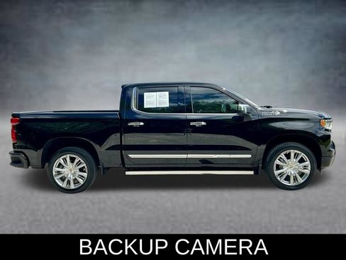 Used 2023 Chevrolet Silverado 1500 High Country w/ Technology Package AWD/4WD image 4