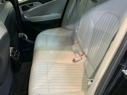 Used 2022 Genesis G70 3.3T w/ Sport Advanced Package image 43