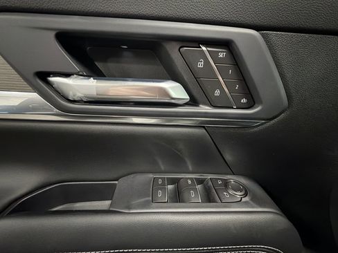 New 2026 GMC Terrain Denali w/ LPO, Floor Liner Package image 22