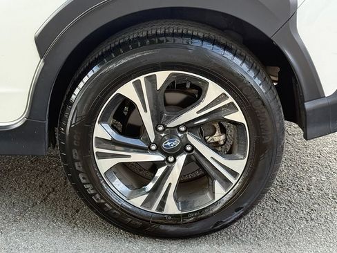 Used 2024 Subaru Crosstrek 2.0i Premium AWD/4WD image 7