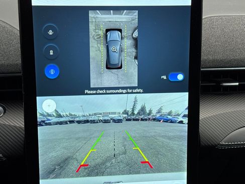 Used 2022 Ford Mustang Mach-E Premium image 19