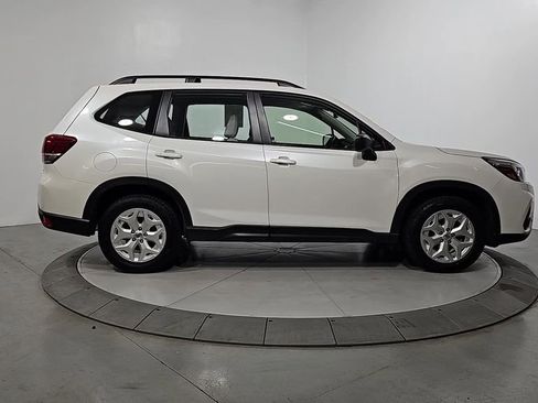 Used 2021 Subaru Forester image 7