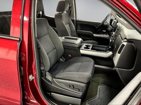 Used 2018 Chevrolet Silverado 1500 LT w/ All Star Edition image 28